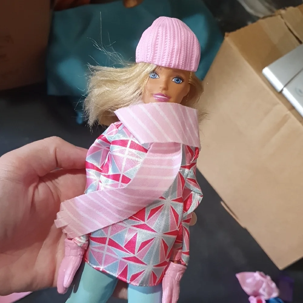 SOLD 💜 Barbie Snowy Style Doll with Pink Accessories - Picture 3 of 5